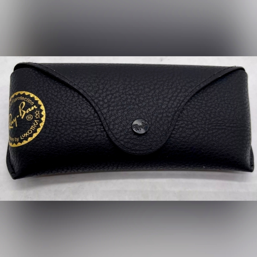 Ray Ban Black Sunglasses Wayfarer Style w Case